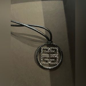 Givenchy vintage logo pendant choker